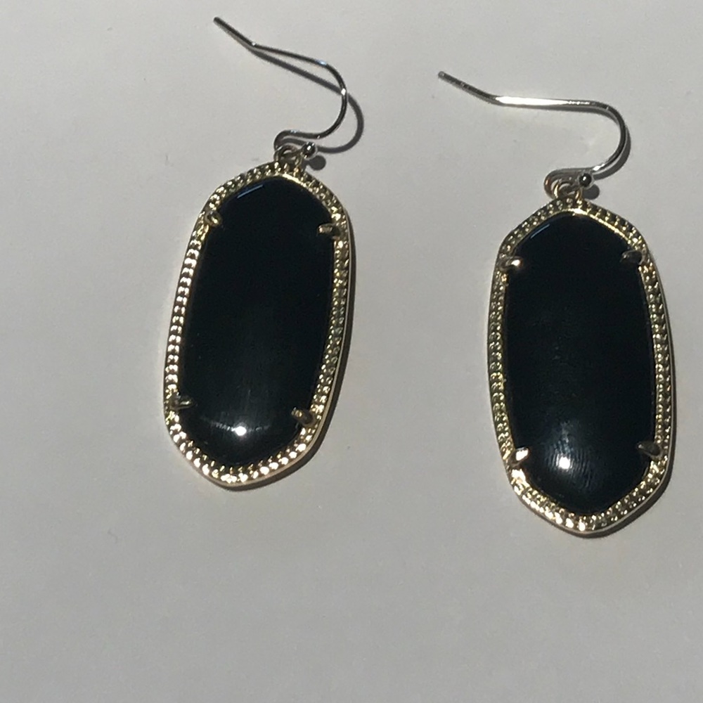 Kendra Scott Black Elle Earrings